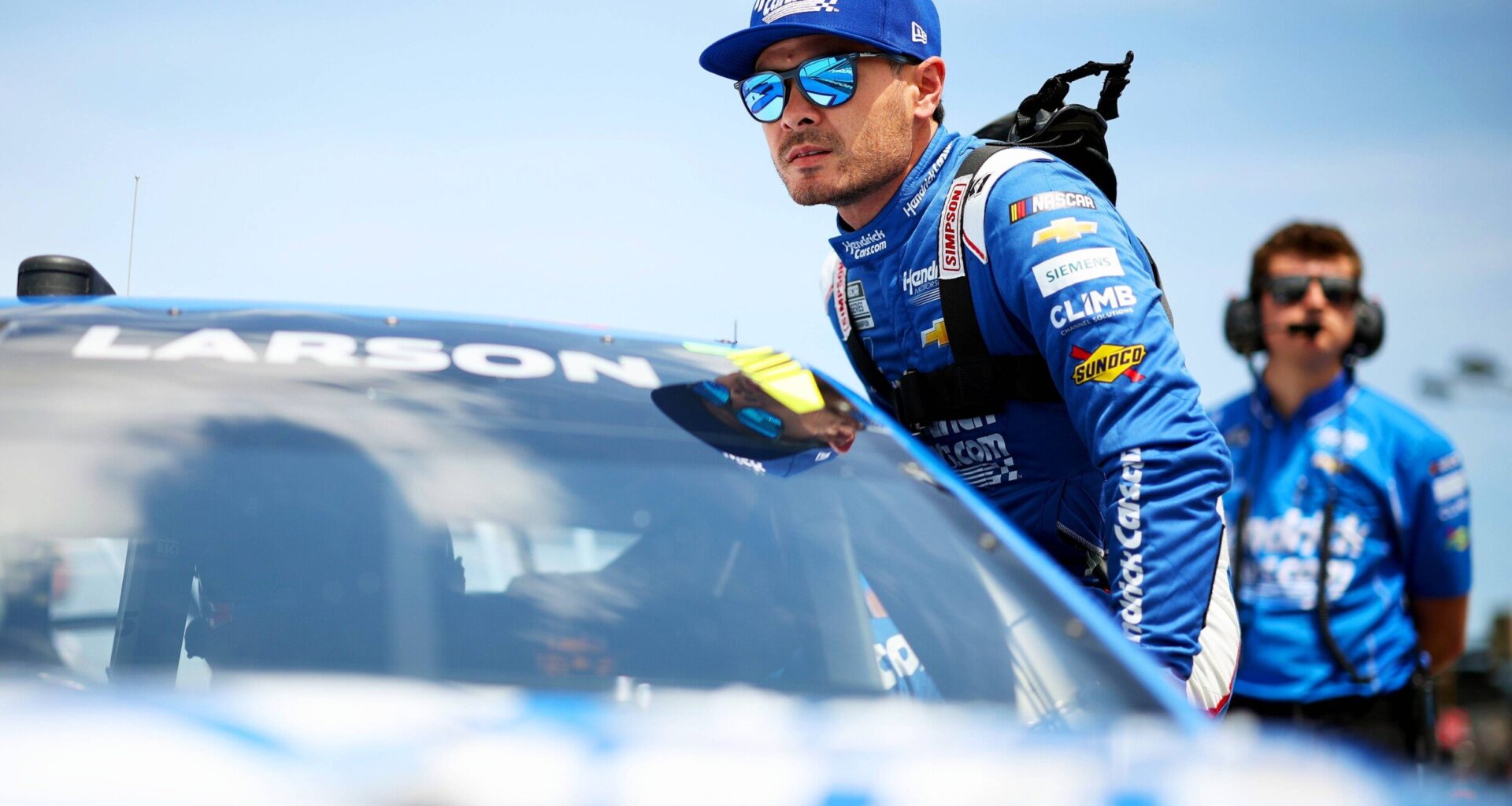 Kyle Larson is going dirt racing as NASCAR is off for Easter