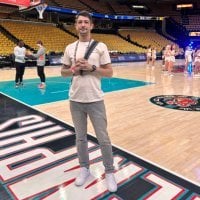 Pels note from Play-In scene