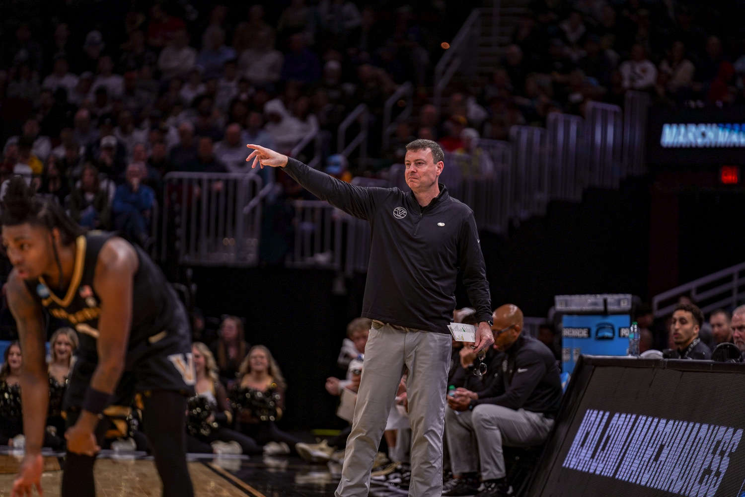 Men’s Basketball: Kijani Wright enters NCAA Transfer Portal