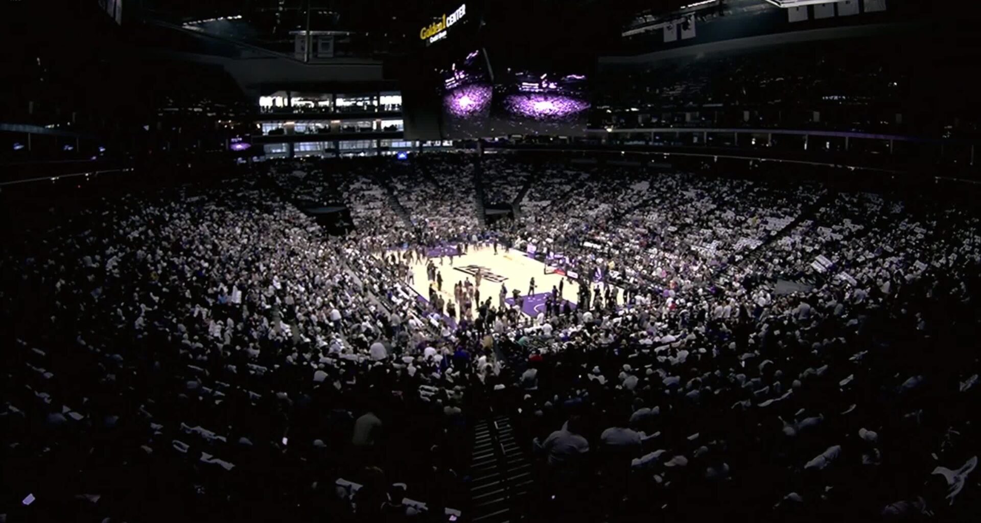 Kings arena welcomes the visiting Mavericks by playing the My Little Pony theme song and horse neighs during player introductions
