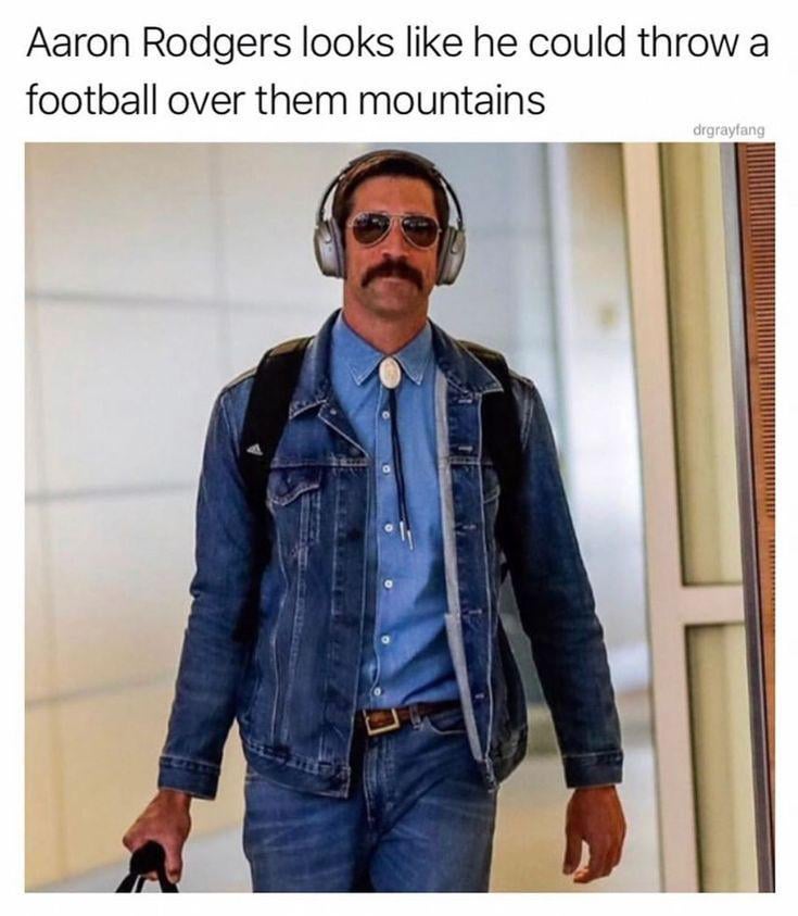 For a split second I thought it was Travis Kelce.