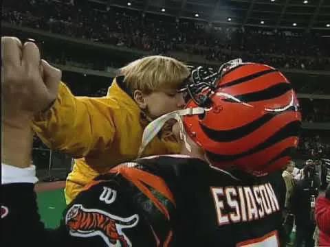 It's Not Spoken About Often, But Boomer Esiason in 1997 is Legitimately One of the Best Retirement Tours in Sports History.