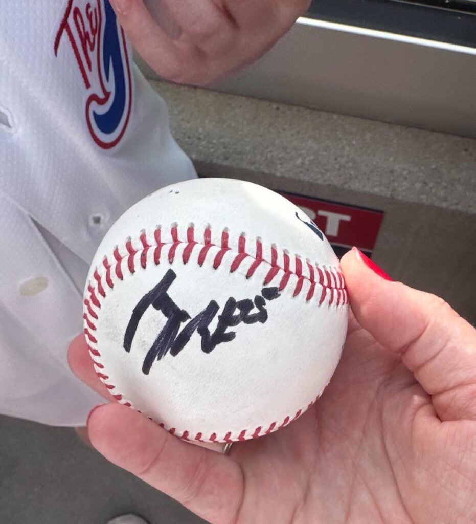 Thank you for making this little girls night Twins at Braves game tonight