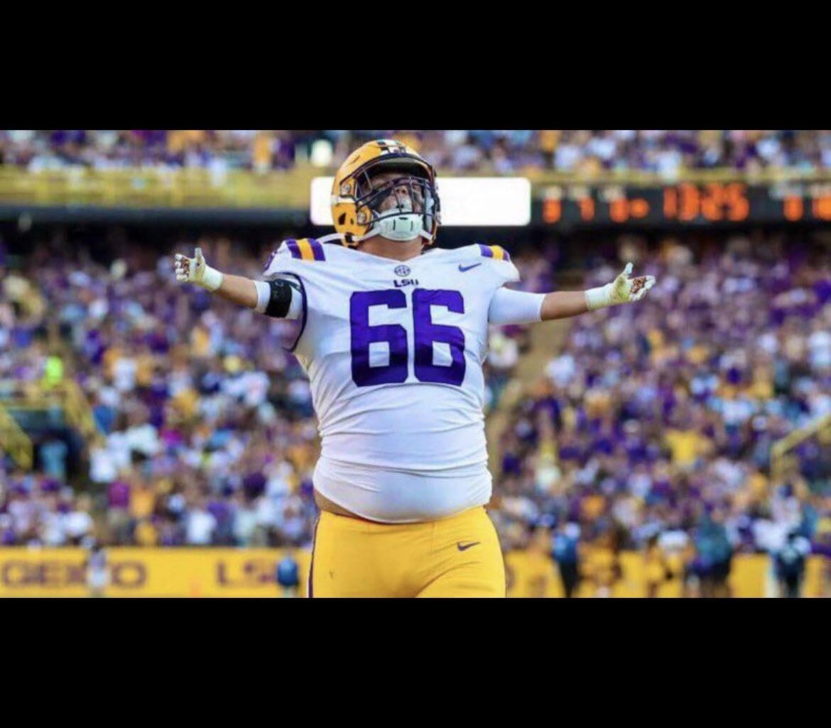 This is how mock draft youtubers and wannabe scouts act when they talk about Will Campbell