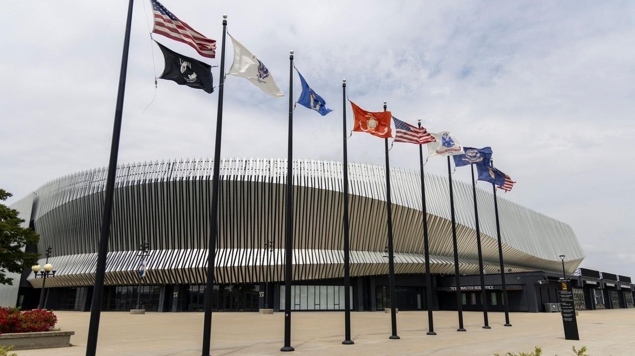 Las Vegas Sands will no longer pursue casino bid at Nassau Coliseum, company executives say