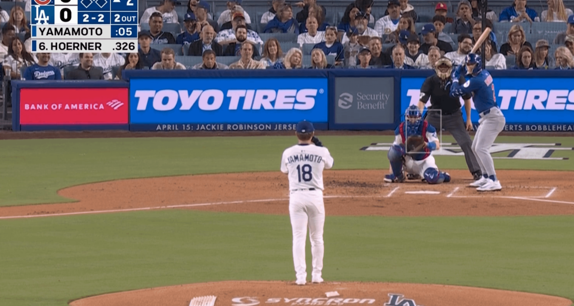 2-2 count, 2 outs, top 2, YamamoTO pitching to Hoerner (2nd baseman)