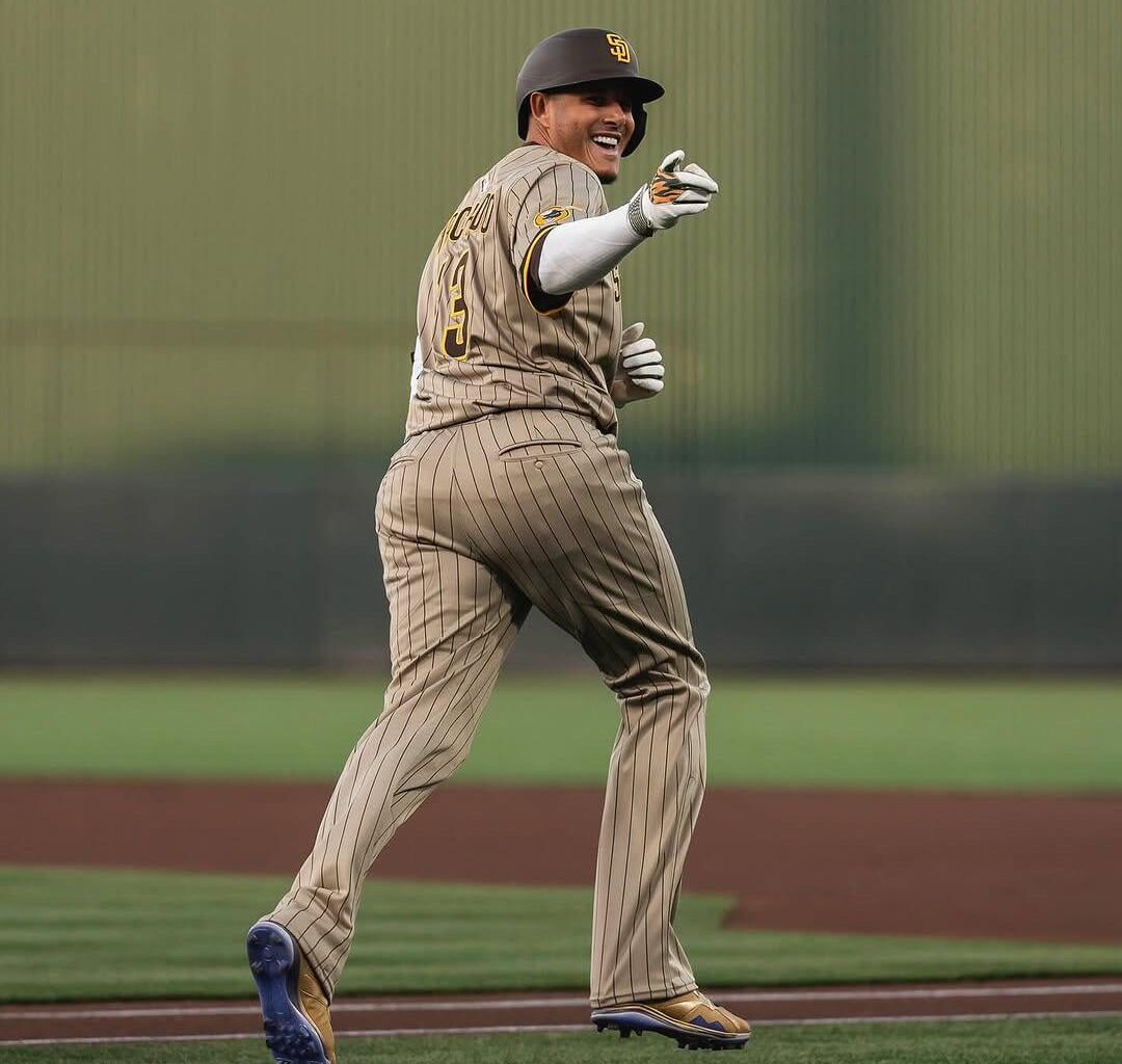 I see you my Captain 🍑🫡