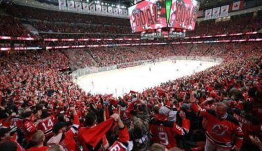 I think the fans should all wear red in the playoffs