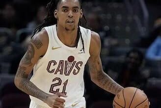 who’s a player you’re excited to watch while we rest our team? Emoni or CPJ for me