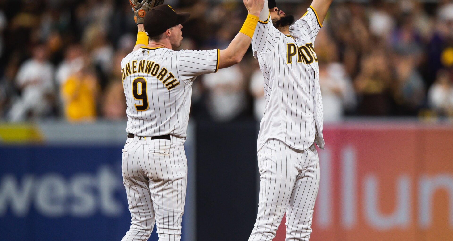 [Higgins] Mike Shildt says Fernando Tatis, Jr could have played today in an emergency and he and Jake Cronenworth are both tracking well for a Friday return.