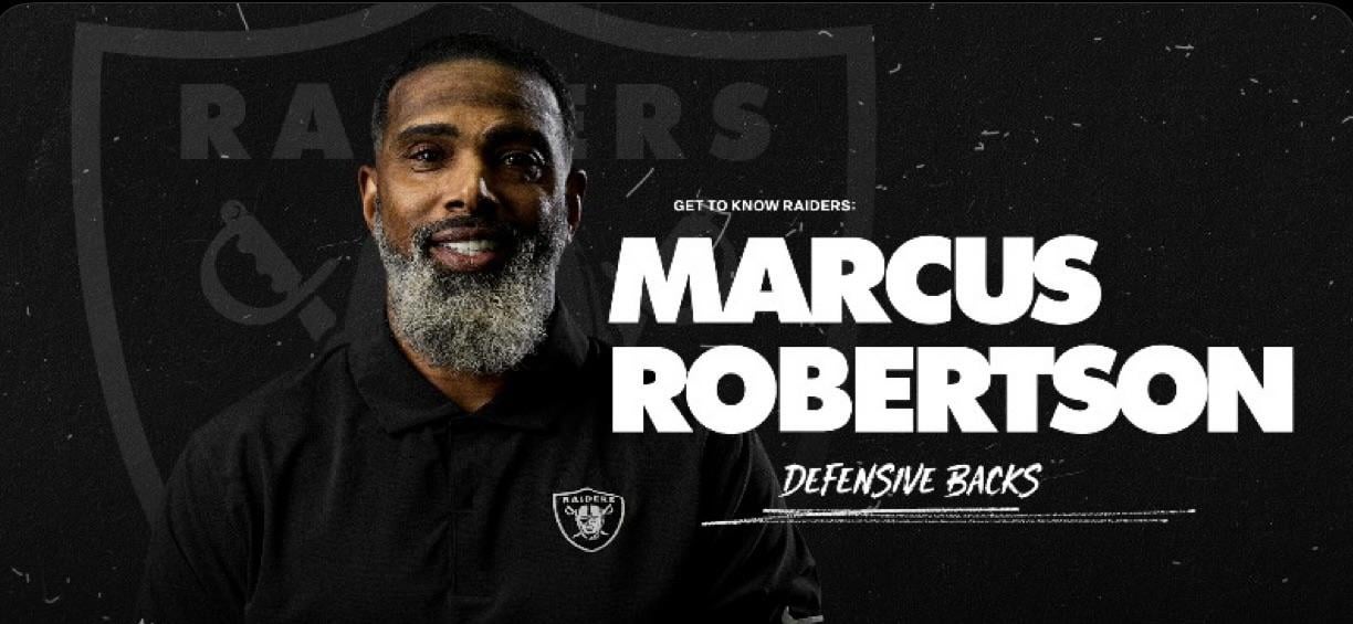 Shoutout DB Coach Marcus Robertson back in Silver & Black🏴‍☠️