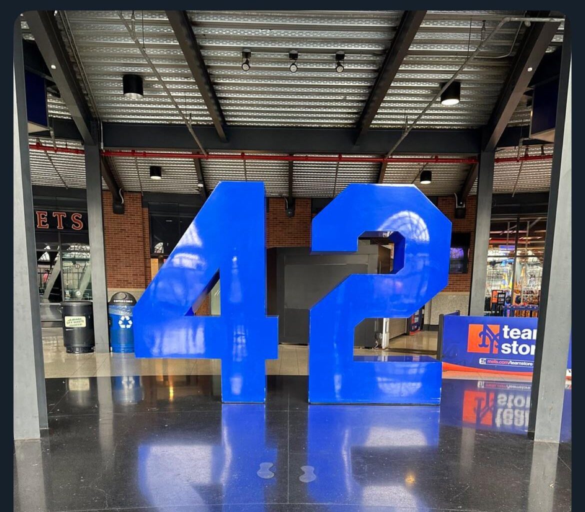 [New York Mets] Today and every day, we remember and honor the legacy of Jackie Robinson. #Jackie42