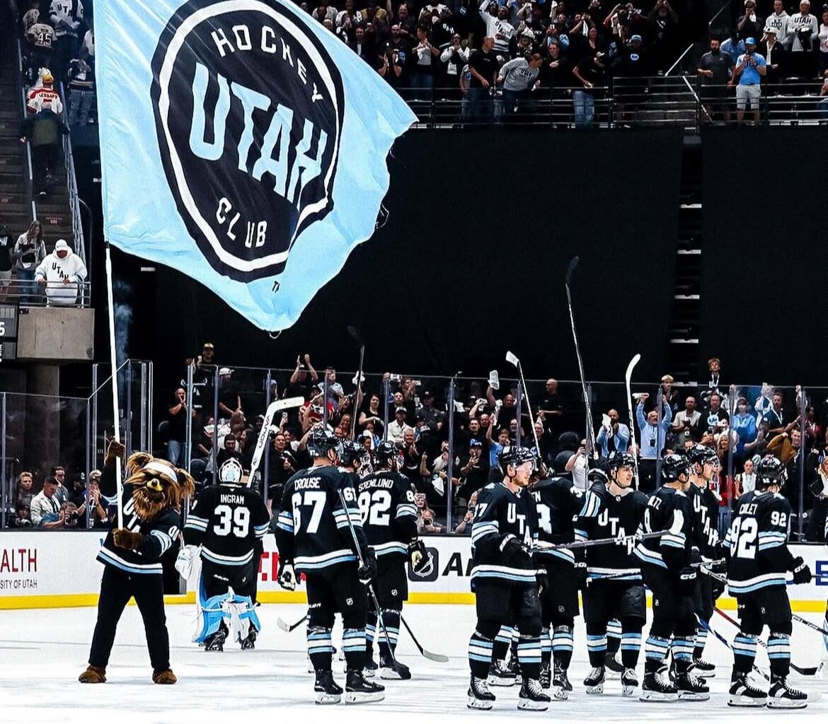 GIVE THIS SCHOOL HOCKEY SIGN THE PETITION