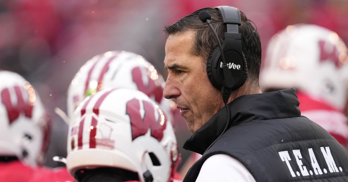 Badgers news: 2026 4-star QB Ryan Hopkins commits to Wisconsin