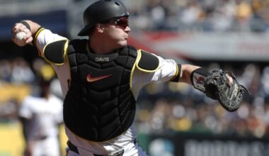 Henry Davis called up