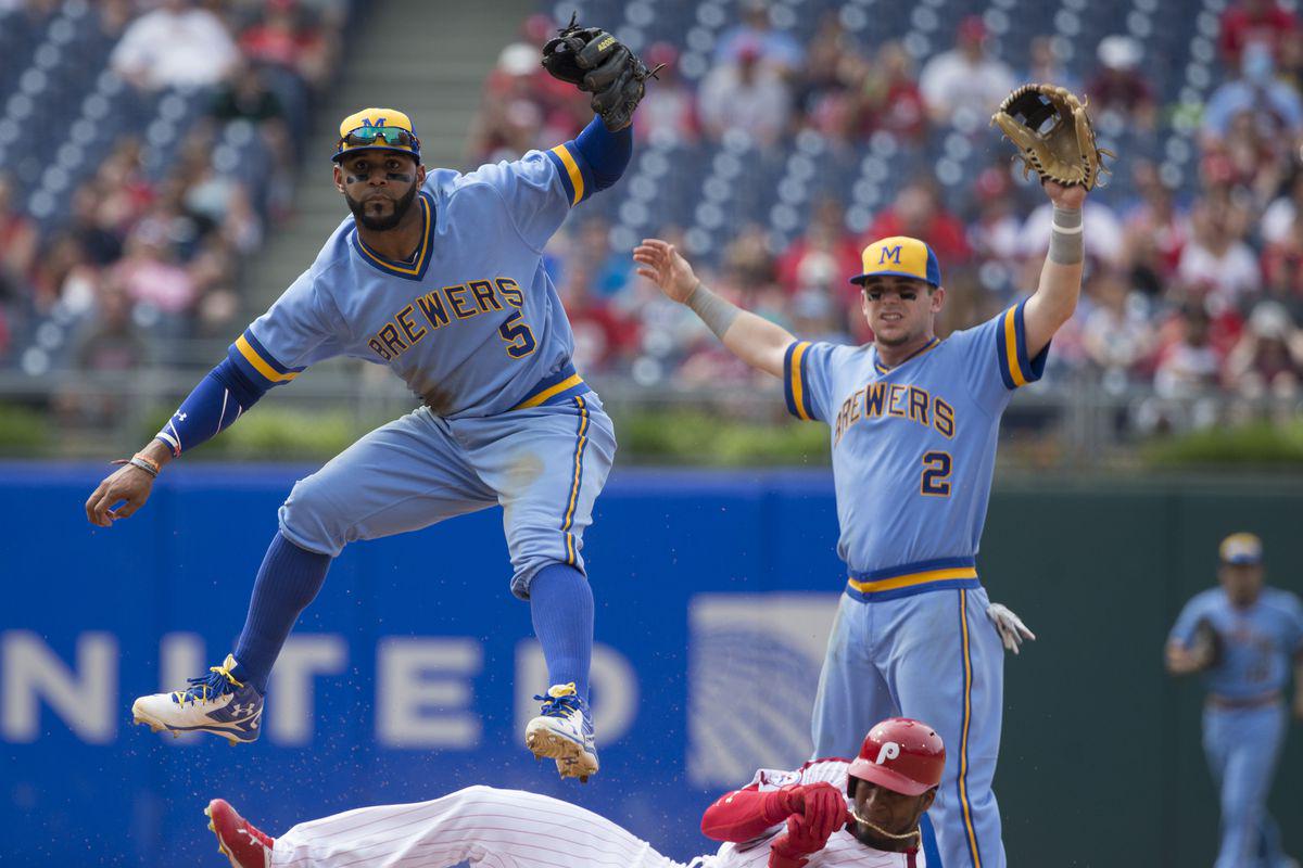 Anyone else wish they wore these threads on home saturdays all season? Shit would be sweet