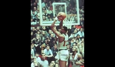 Wilt Chamberlain Quadruple-Double on Bill Russell 🤯🔥