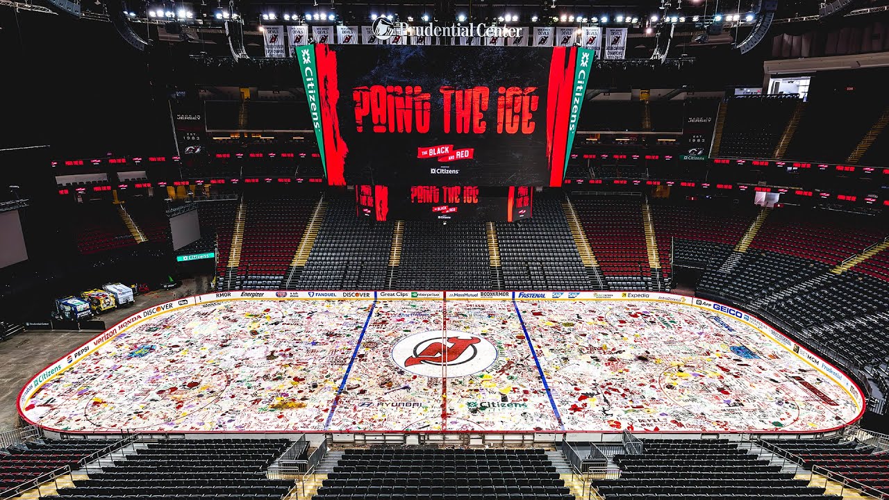 New Jersey Devils Fans Paint the Ice at Prudential Center | Annual NHL Tradition
