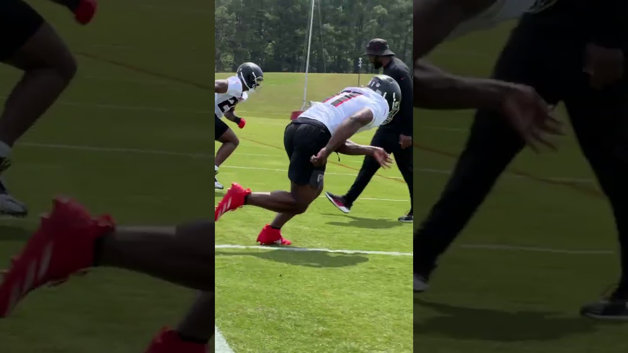 Jalon Walker & James Pearce Jr. are in sync and getting after it #nfl #falcons #football