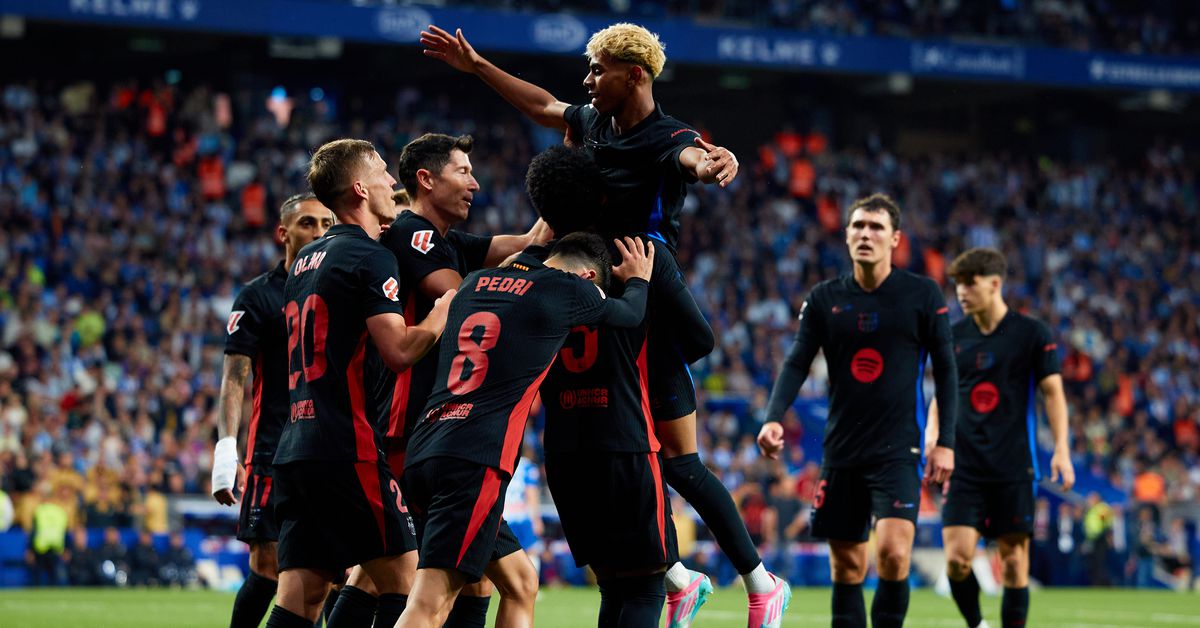 Gerard Pique sends epic message as Barcelona win La Liga title with Espanyol win