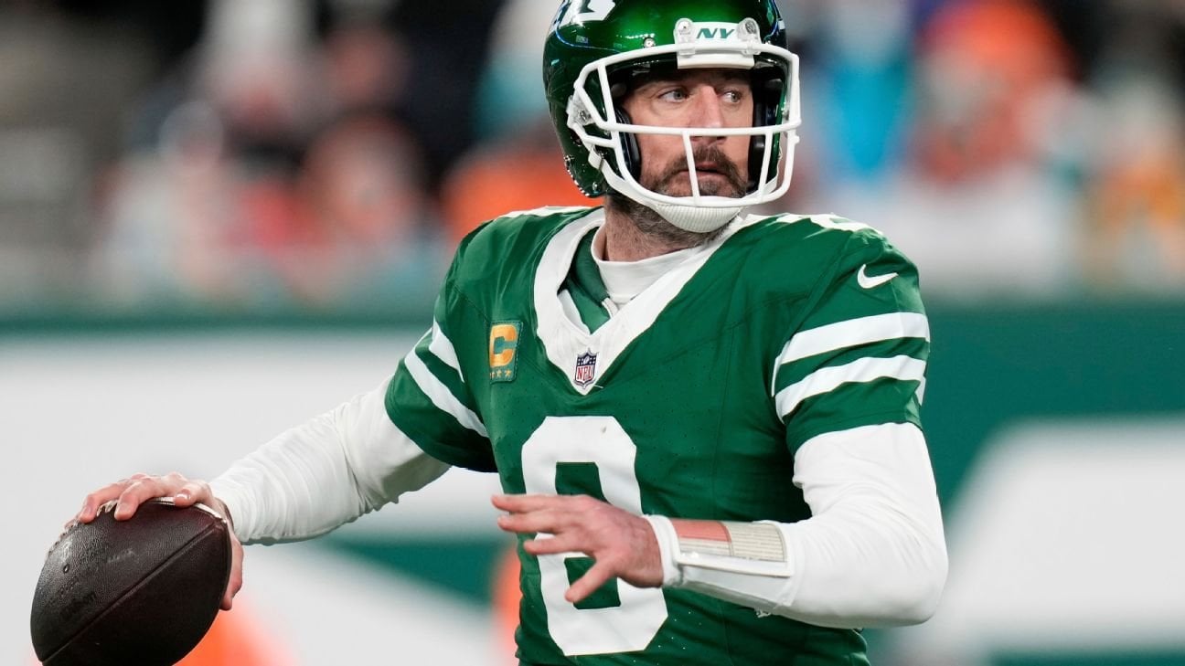 Terry Bradshaw: Steelers' interest in QB Rodgers 'a joke'