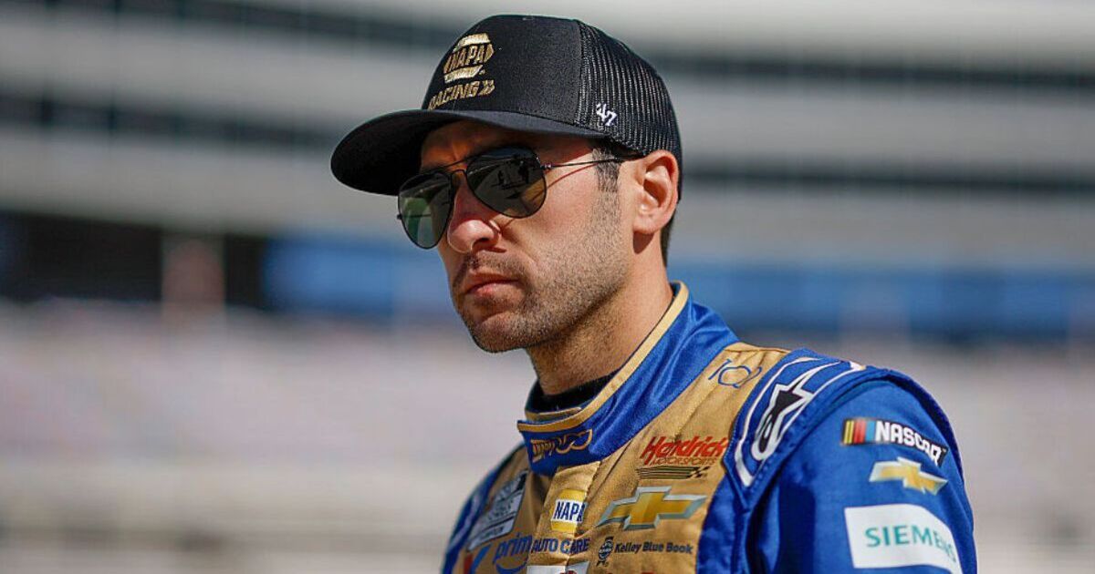 Chase Elliott apologizes to Alan Gustafson after botching NASCAR strat - Motorsport - Sports