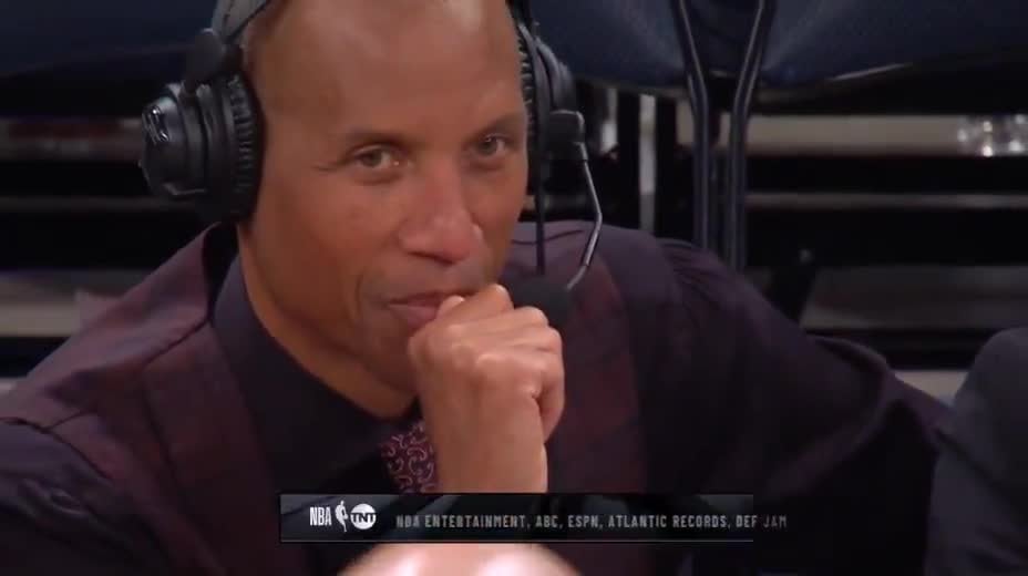 Reggie Miller points at Haliburton after the game.