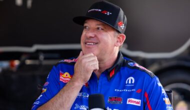 Racing legend Tony Stewart suggests NASCAR fans 'not smart' in wild rant? Sort of