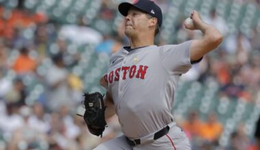 Royals Sign Rich Hill To Minor League Deal