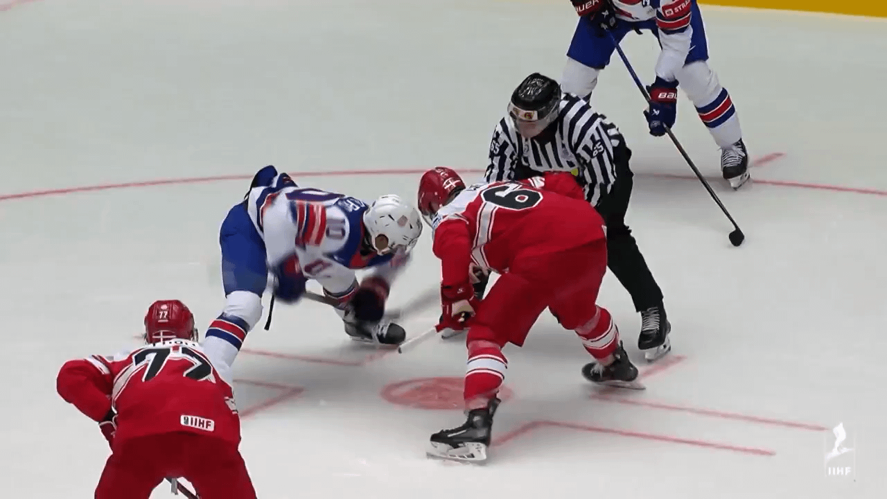 Michael Kesselring springs Cutter Gauthier on the breakaway for US’s opening goal at Worlds
