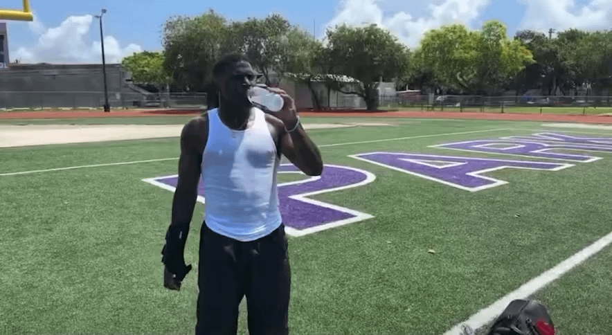 Tyreek Hill today: "It's our year" 😂