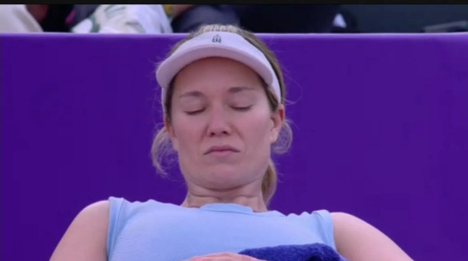 Collins did not seem amused by Raducanu's antics