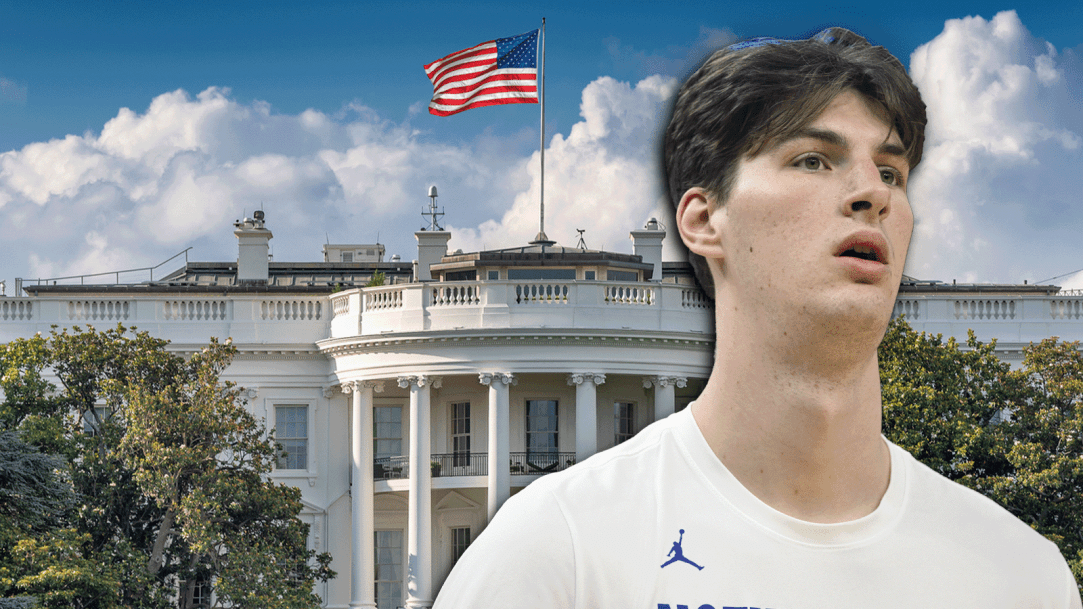 Olivier Rioux President Trump Fit On Plane White House