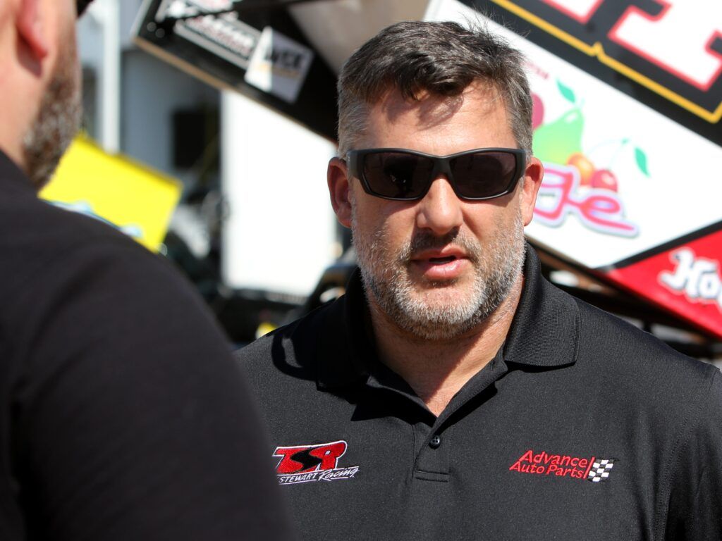‘All the Girlfriends’ – When Tony Stewart Stole the Spotlight at His NASCAR Hall of Fame Induction