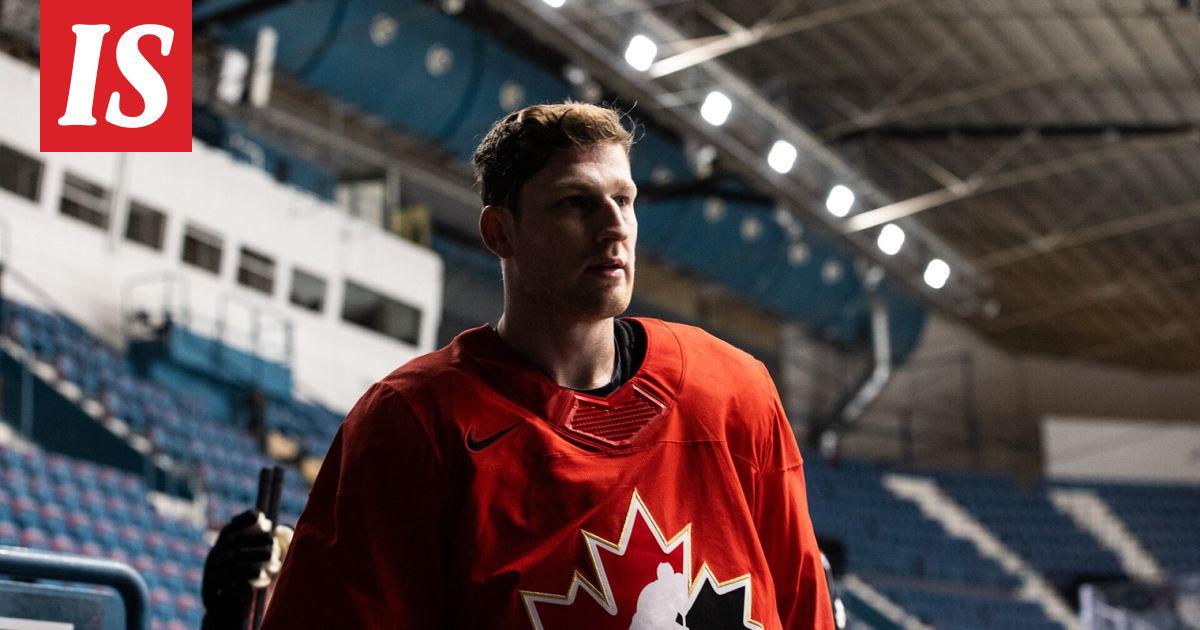 Nathan MacKinnon asked whether it was a mistake to trade Rantanen