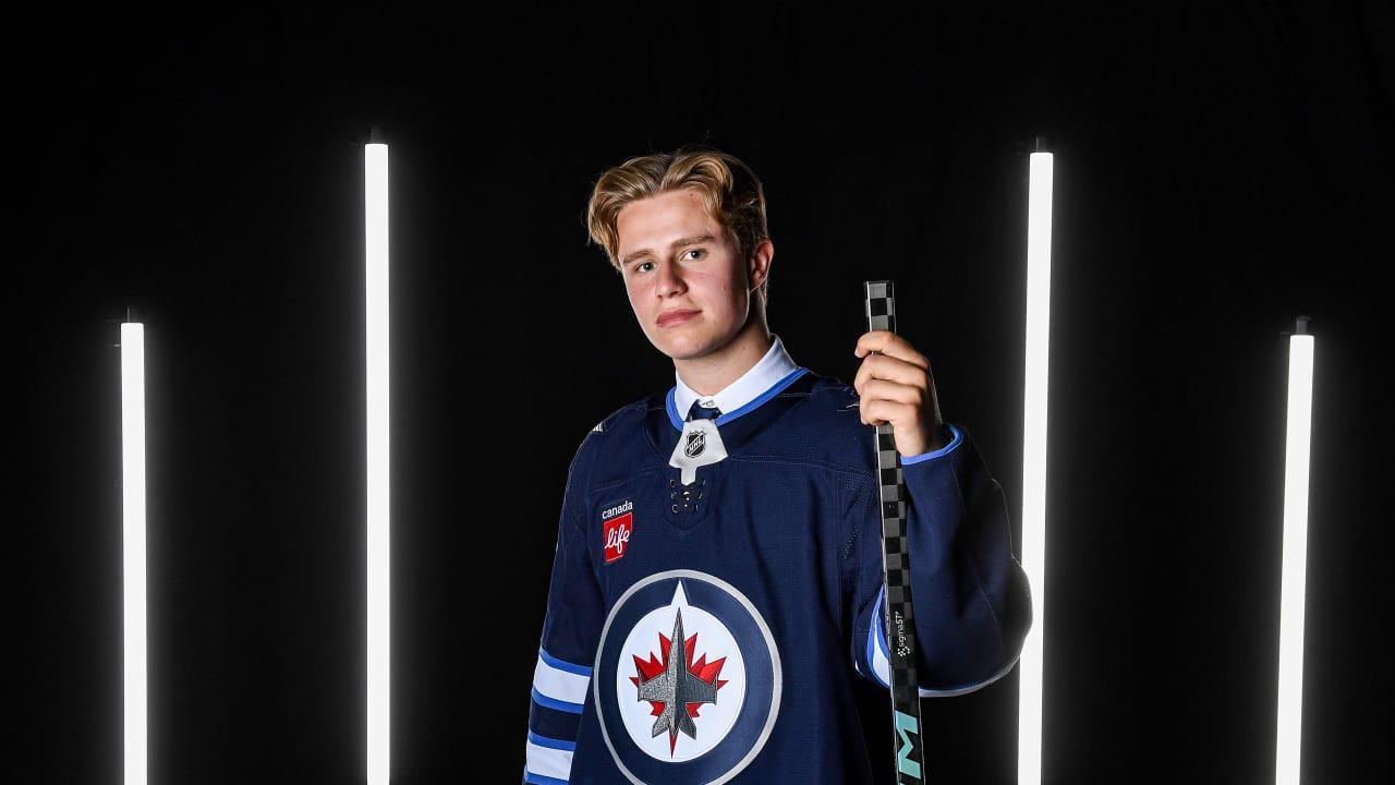 Jets sign Alfons Freij to a three-year, entry-level contract
