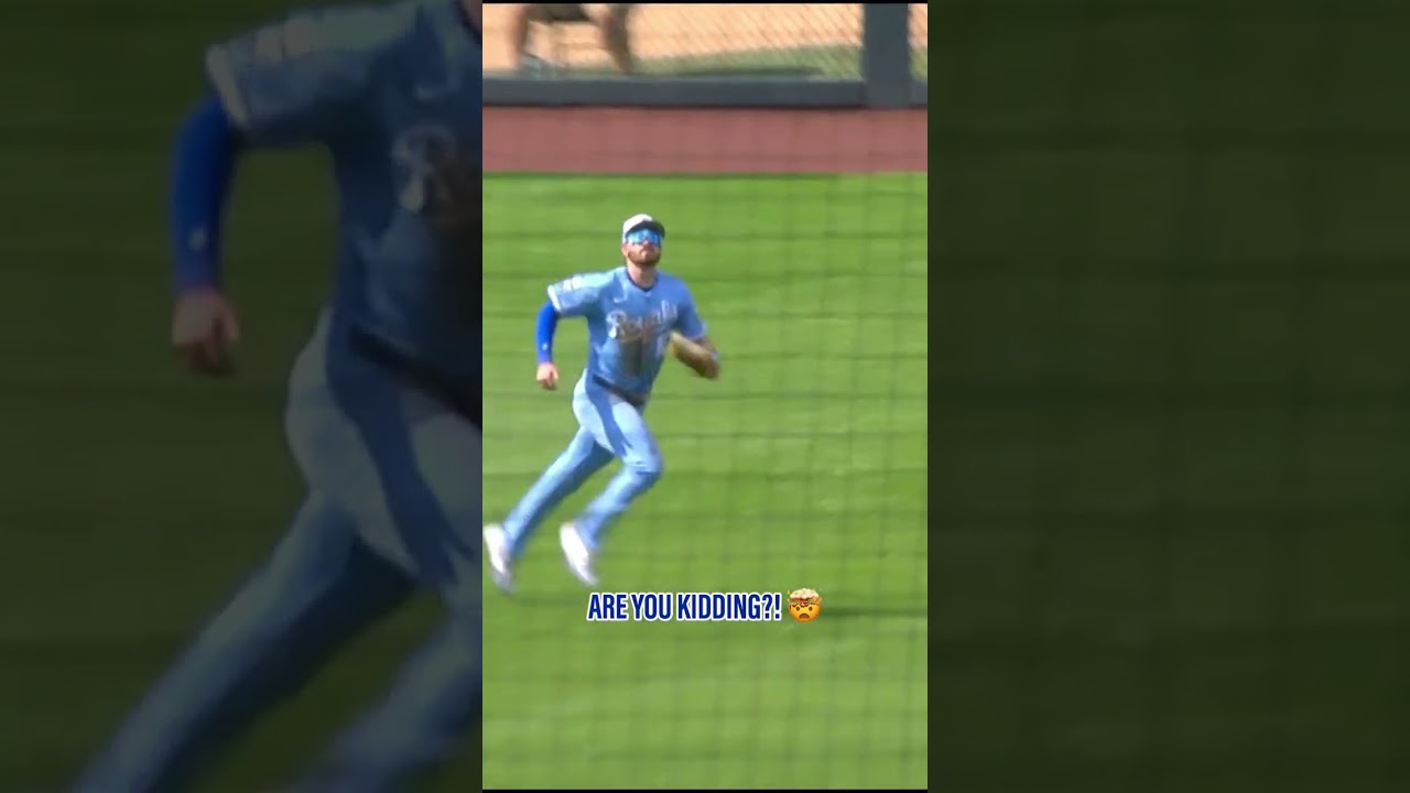 Nick Loftin Flies In Out of Nowhere to Make Incredible Catch #kansascityroyals #baseballhighlights