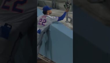 Incredible catch by Juan Soto! 🔥