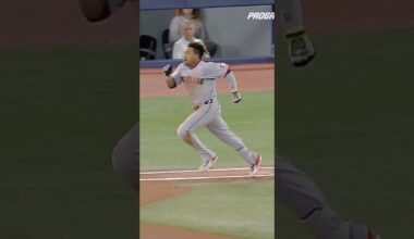 Jose Ramirez INJURES his ankle running out an infield single