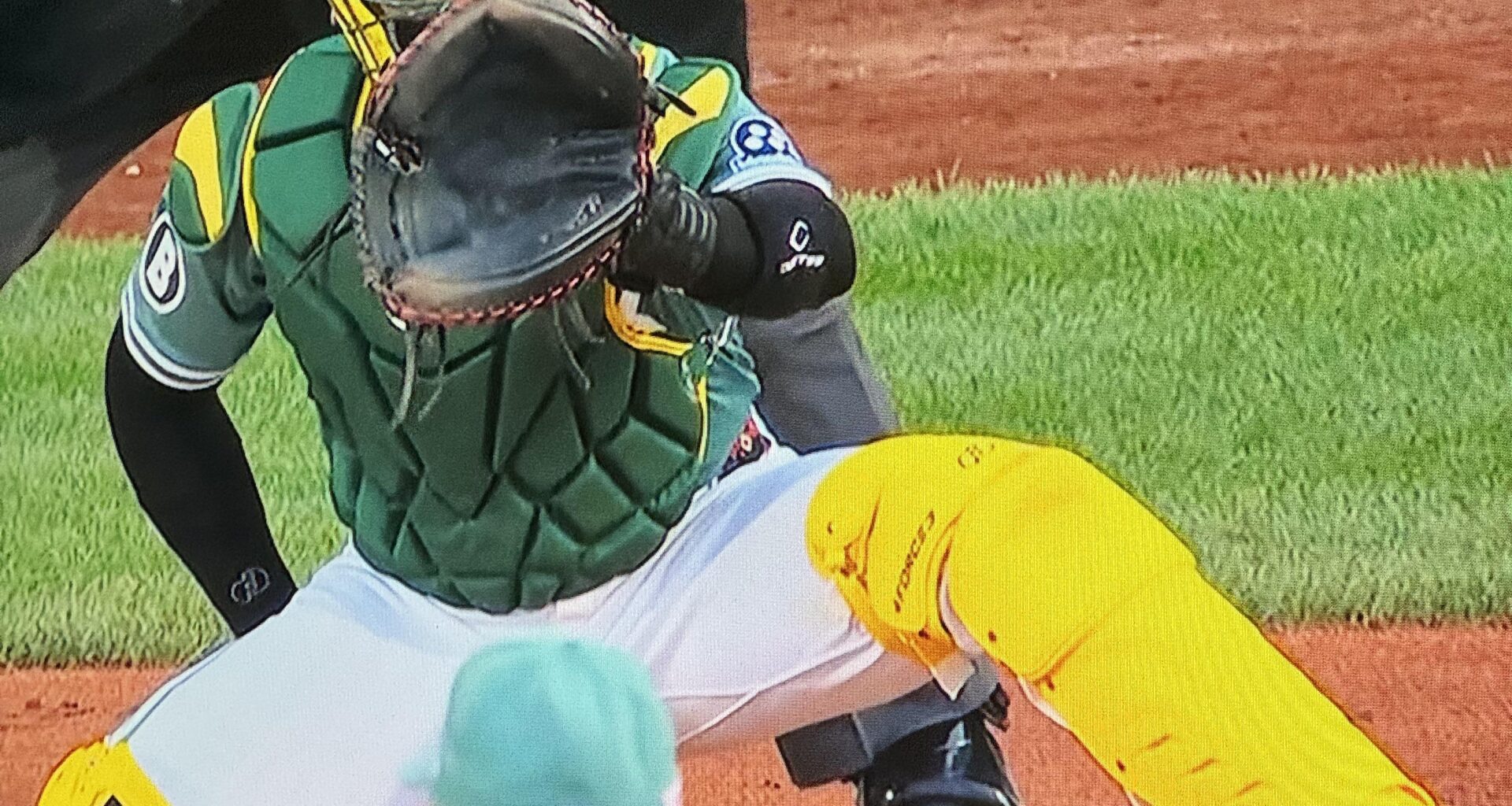 Listening to the Red Sox announcer talk about how nice the catcher looks, the colors really “Pop!” 😐…Original.