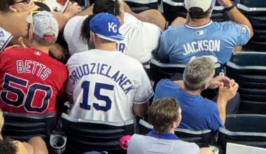 An absolute legendary jersey pull here. Mark Grudzielanek!