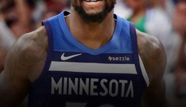 [Charania] BREAKING: Three-time NBA All-Star Julius Randle intends to sign a new three-year, $100 million deal to stay with the Minnesota Timberwolves, sources tell ESPN. The deal includes a player option for the 2027-28 season.