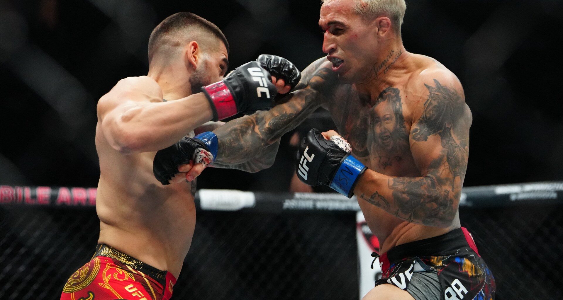 Topuria wins UFC lightweight title with stunning knockout of Oliveira | Mixed Martial Arts News