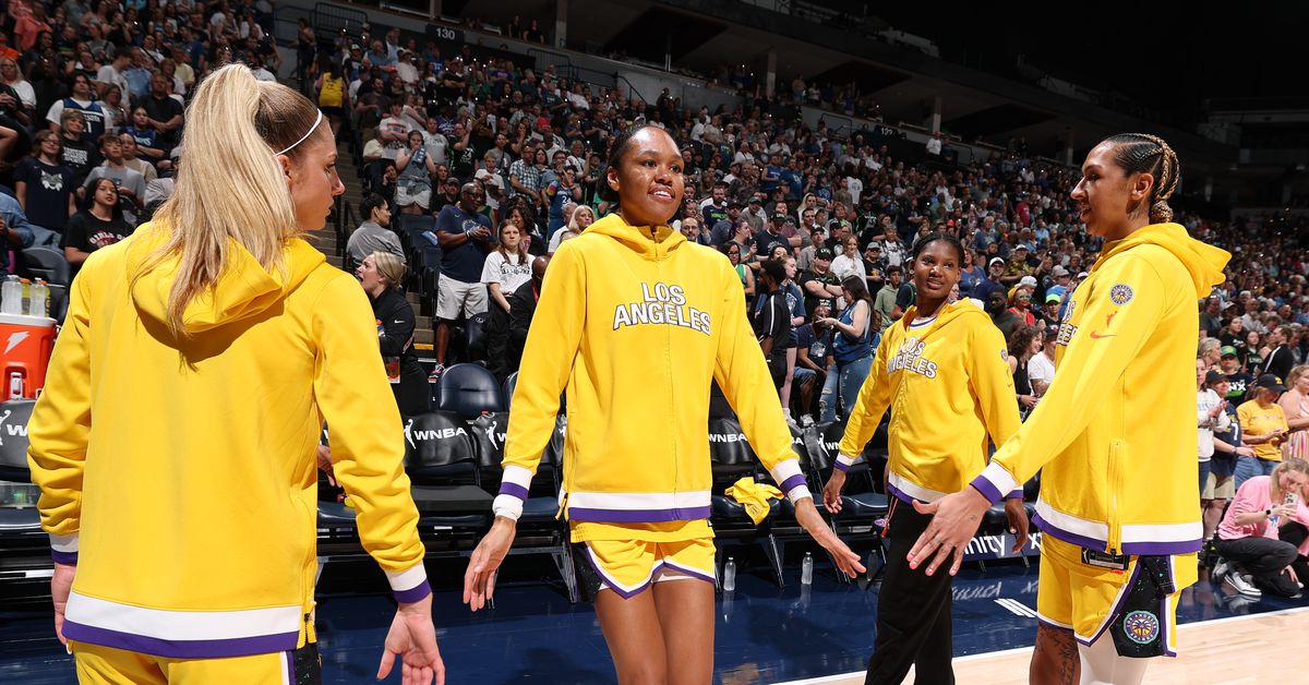 Sparks vs. Sky Final Score: Sparks collapse in the fourth, lose to Sky