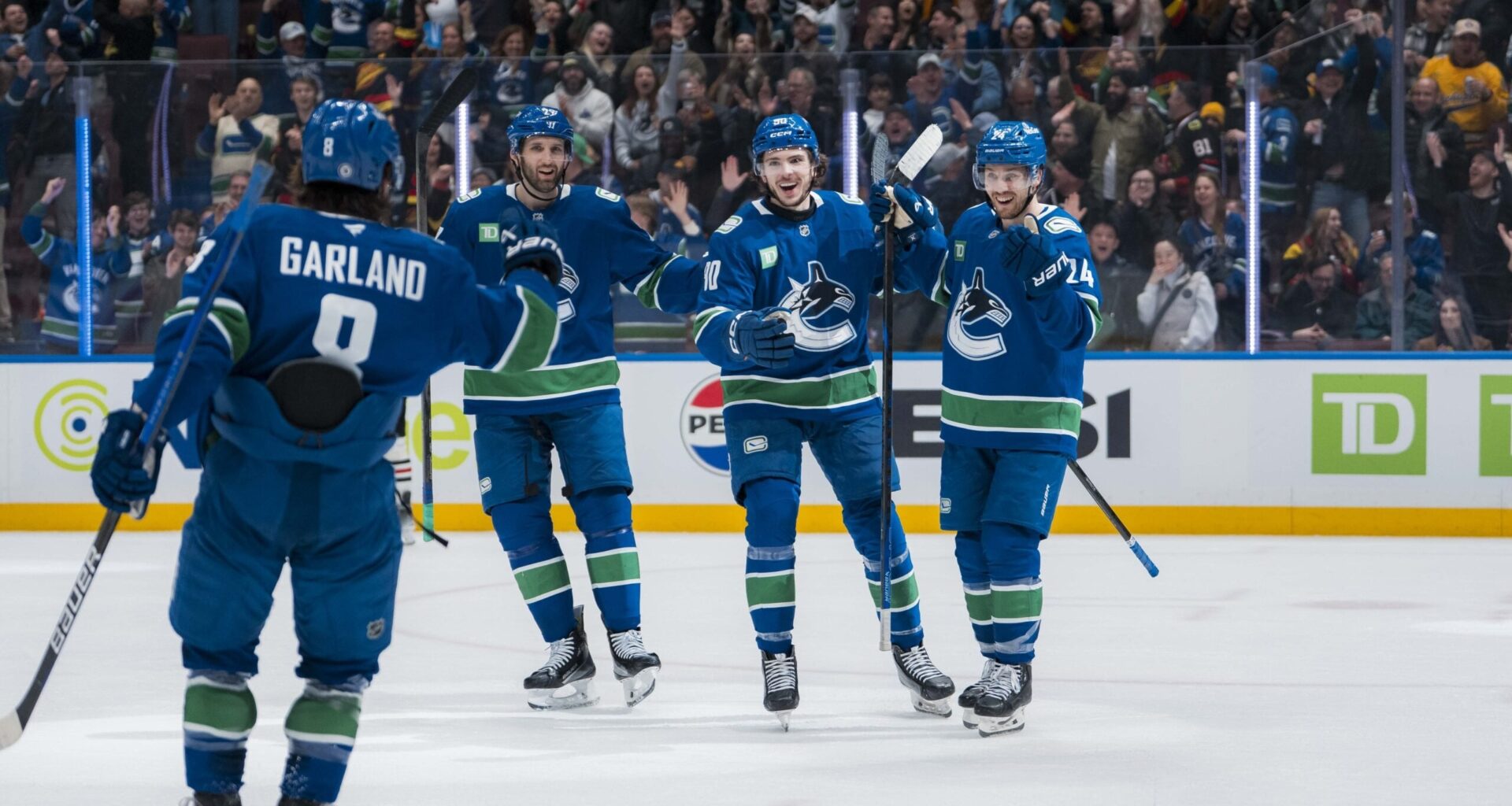 Vancouver Canucks Re-Sign Reliable Defender Derek Forbort