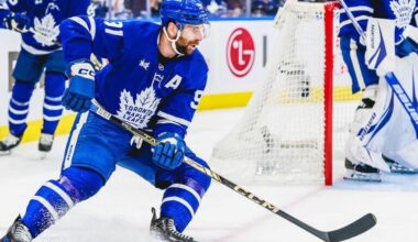 Report: Maple Leafs, Tavares not close in extension talks