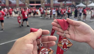 Shoutout to all the runners at the stadium this morning!