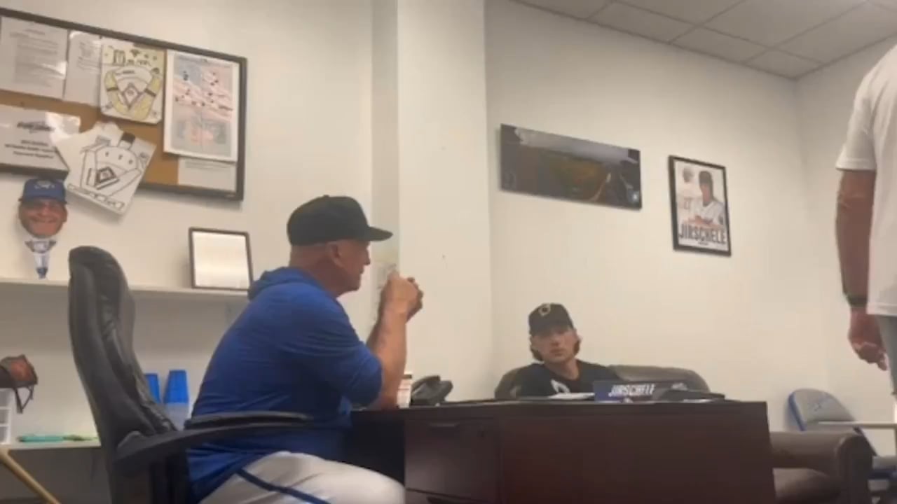 [Royals] Go call your dad Jac!
