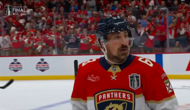 Brad Marchand tells the Oilers bench to use their head after the Panthers PPG on Edmonton's 4th penalty of the first period