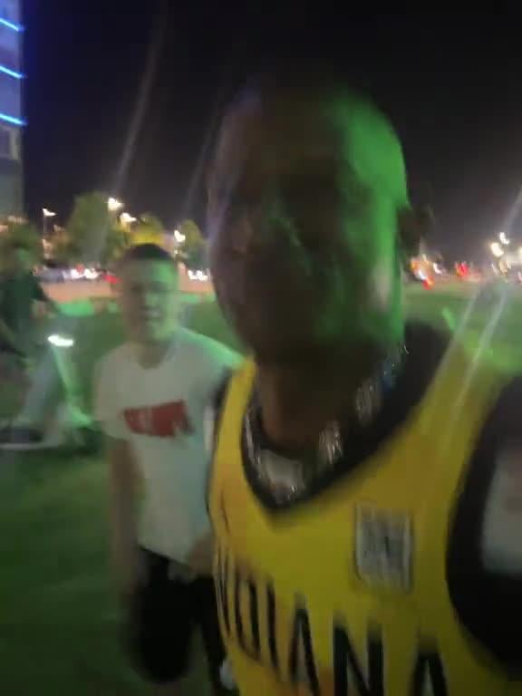 OKC fans messing with Tyrese Halliburton’s dad